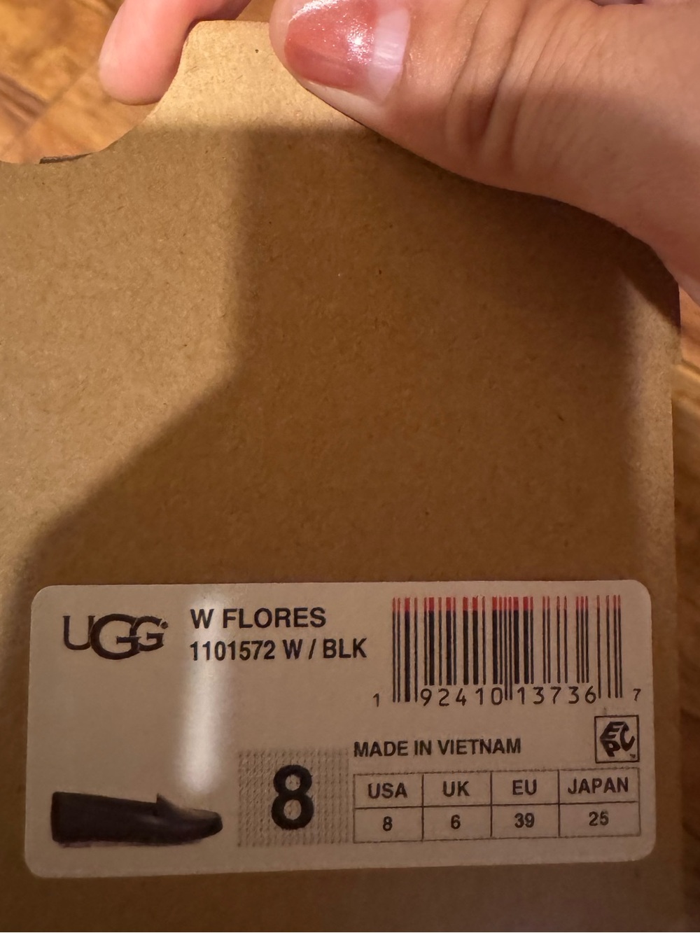 New NIB UGG black Leather Loafers Women's Size: 8 - Picture 9 of 11